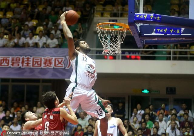 那不勒斯求购弗拉泰西：齐沃给足替补机会，他却难证明自己？（那不勒斯有意弗拉泰西：齐沃屡授替补时间，他仍未证明自己？）