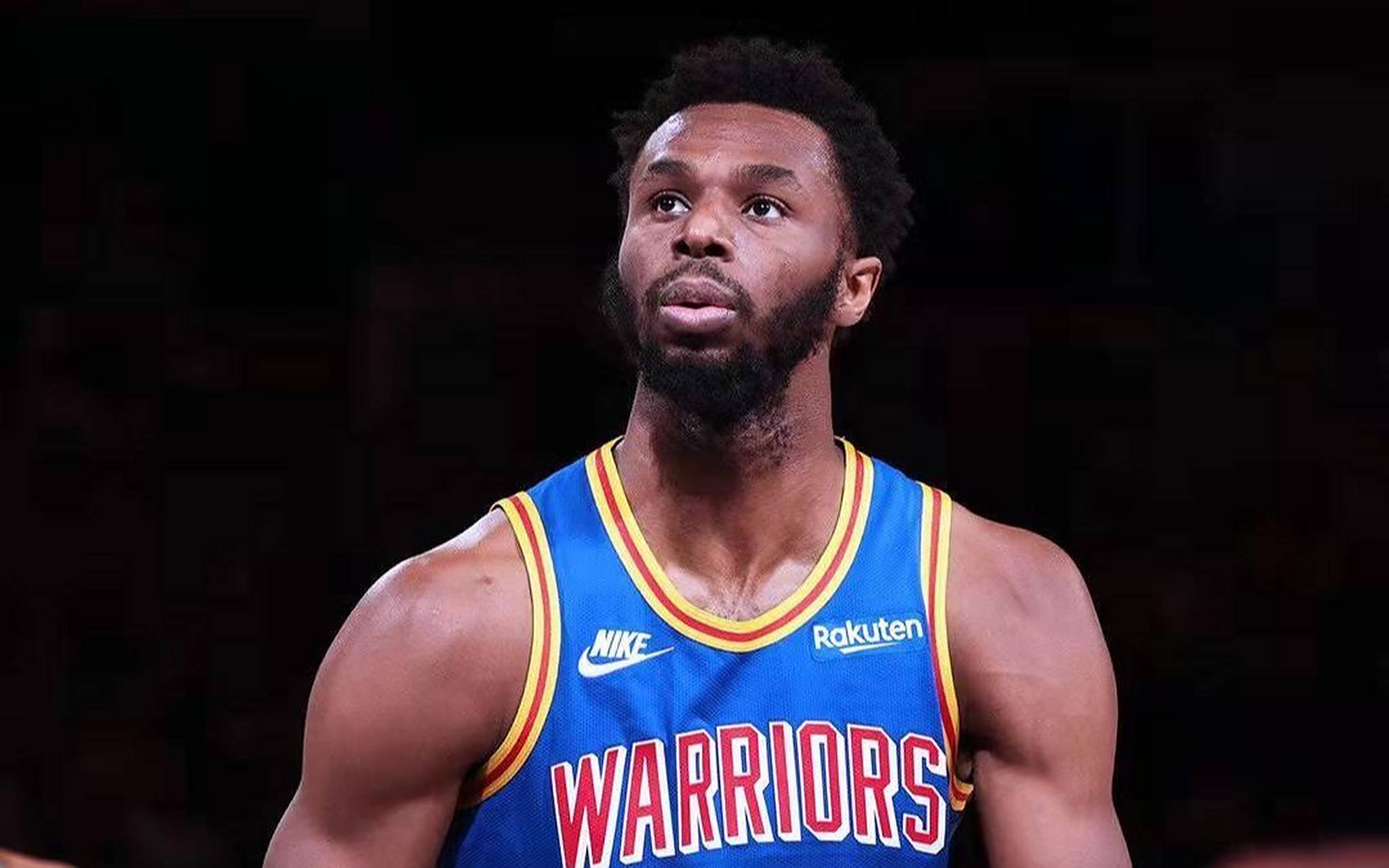 德天空：那不勒斯想签弗赖堡中场曼赞比顶替受伤的德布劳内（德媒：那不勒斯有意引进弗赖堡中场曼赞比，以填补德布劳内伤缺）