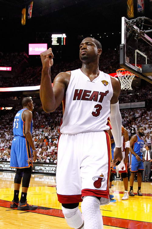 英超积分榜：曼城暂升二桑德兰仍高歌 纽卡超曼联红军（英超积分榜：曼城暂列第二，桑德兰延续强势，纽卡反超曼联与利物浦）