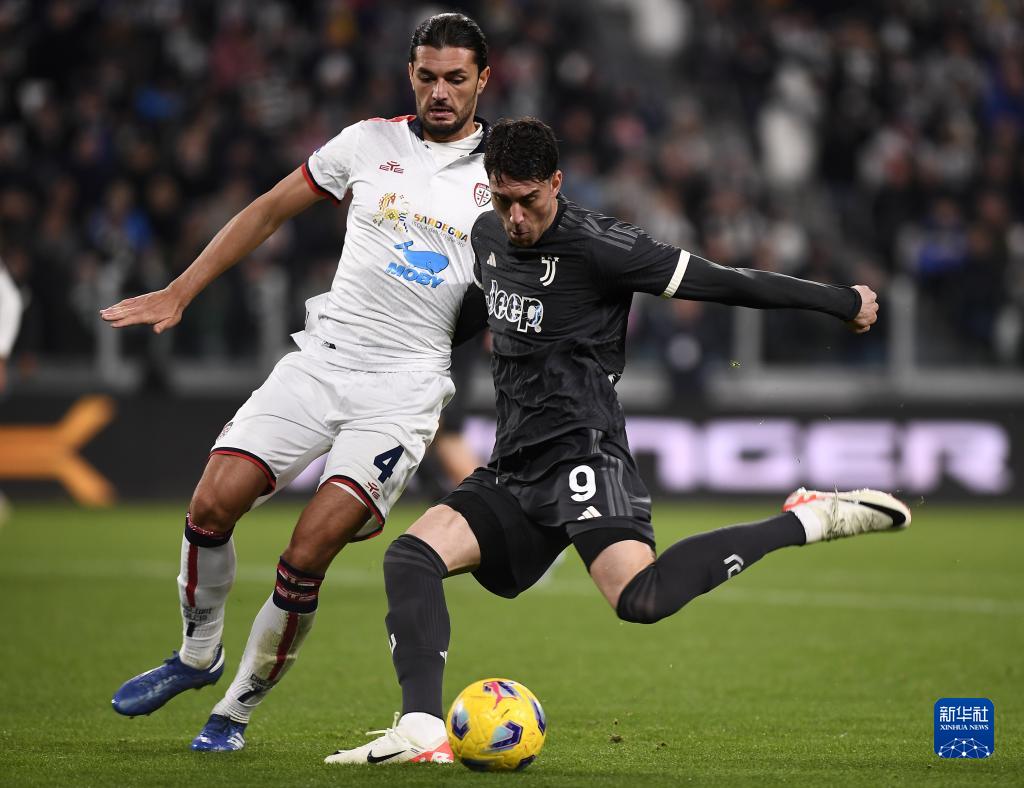 罗体：罗马尼奥利和贡多齐对裁判不满，但不会被停赛最多罚款（罗体：罗马尼奥利与贡多齐不满判罚，免停赛最多遭罚款）