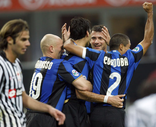 媒体人：国安欠薪8个月不真实，只有1个月是晚发了一些（媒体人辟谣：国安未欠薪8个月，仅一月延迟发放）