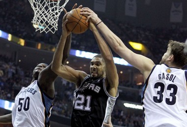 穆帅欧冠七胜贾府，仅瓜帅和安帅对单一对手胜场更多（穆里尼奥欧冠对阿贾克斯已取7胜，单一对手胜场仅次瓜帅与安帅）