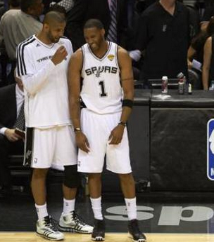 阿莱格里：没给弟媳打电话；缺中锋？现在意甲头号射手是恰20（阿莱格里：没给弟媳打电话；中锋不缺，如今意甲射手王是恰20）