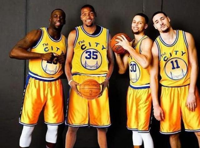 徐江评申花错失冠军：管理层决策有问题，领先时选择足协杯（徐江点评申花丢冠：管理层决策失误，领先期押宝足协杯）