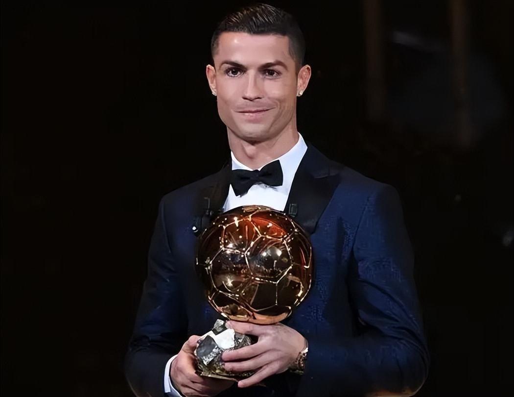 莫雷托：DV9寻求的年薪高于尤文或任何意甲俱乐部的承受范围（莫雷托：DV9索要年薪超出尤文及所有意甲球队的承受范围）